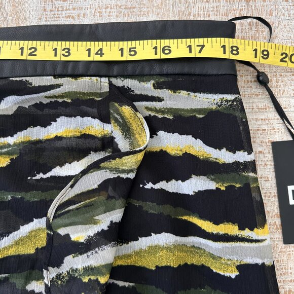 DKNY Women's Black Faux-Leather Elastic Waist Ruffled Overlay Skirt Size 16 NWT - Picture 5 of 9